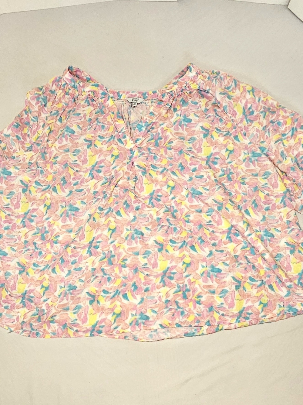 Crown & Ivy Floral Peasant Blouse • Pink, Blue & Yellow 3/4 Sleeve 4X